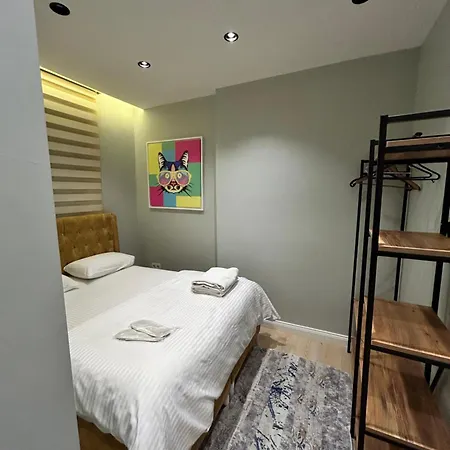 Cakra Palace 아파트호텔 3*